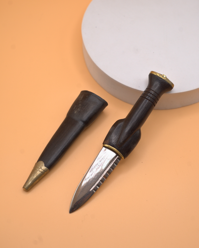 18th Century Clansman Sgian Dubh Hunting Style - Black Leather