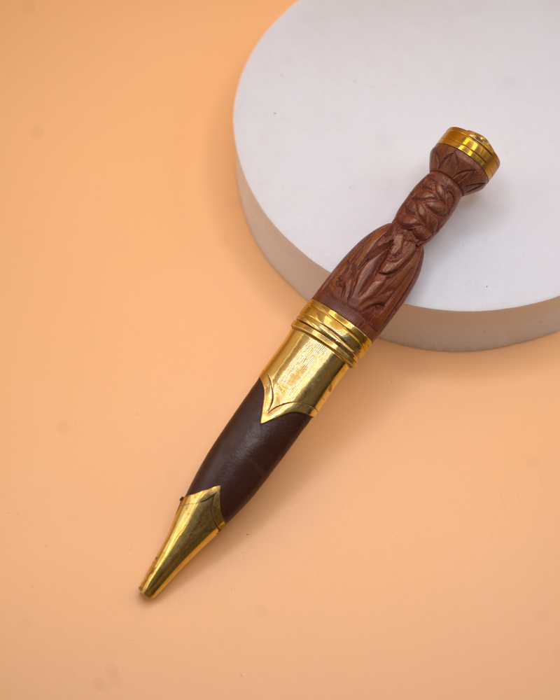 Late 18th Century Clansman Sgian Dubh Hunting Style - Brown and Brass