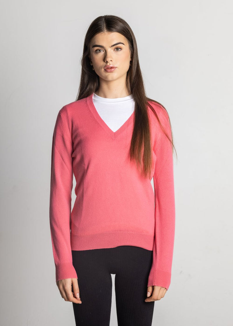 Isla Women's Scottish Made Cashmere V-Neck Jumper Bright Pink