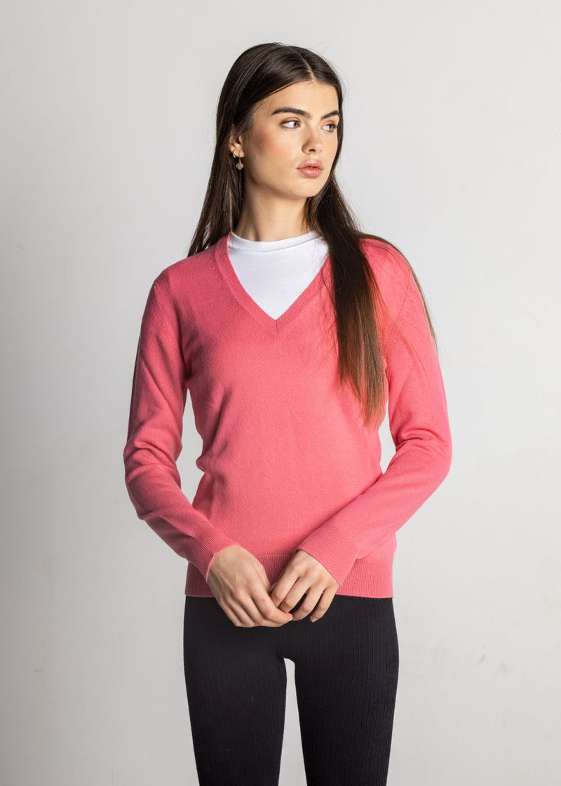 Isla Women's Scottish Made Cashmere V-Neck Jumper Bright Pink