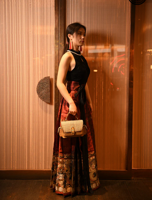 Islander® The Melrose Crossbody