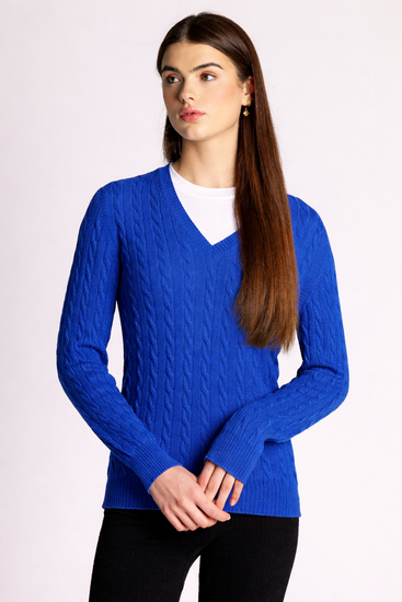 Isla Women's Scottish Made Cashmere V-Neck Cable Pattern Sweater - Beige