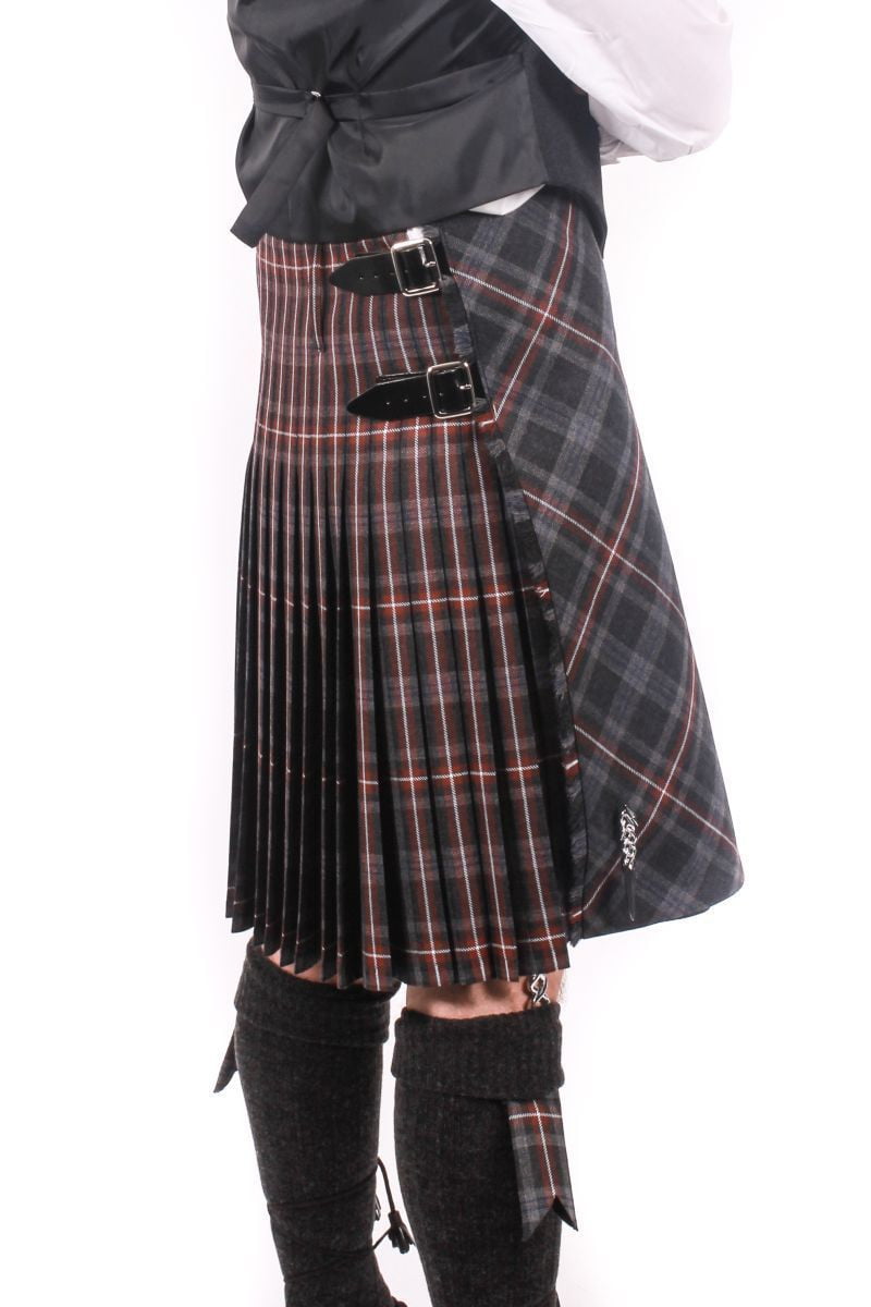 Men's 8 Yard Kilt - 13oz House of Edgar Mediumweight Wool Hebridean Bias Front - Made to Order